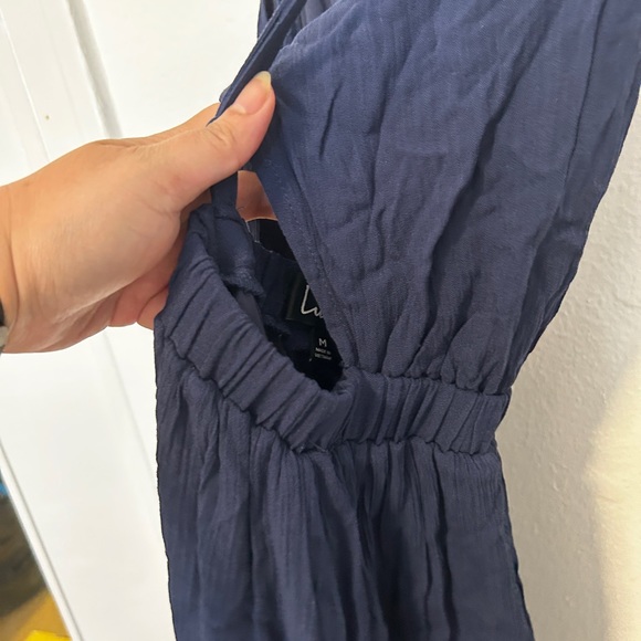 lulu’s Blue mini dress with cutout - Picture 4 of 6